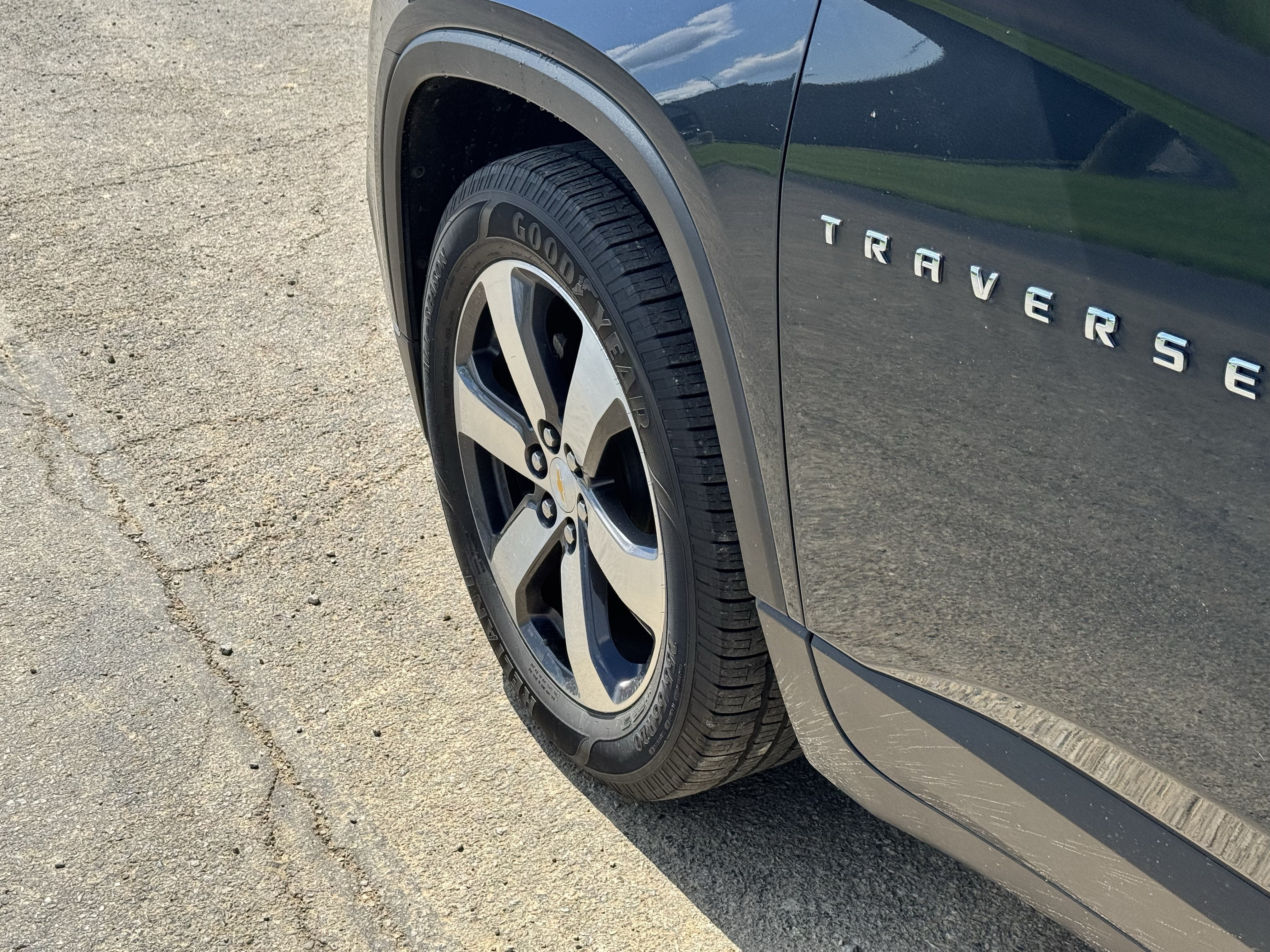 2019 Chevrolet Traverse LT Leather