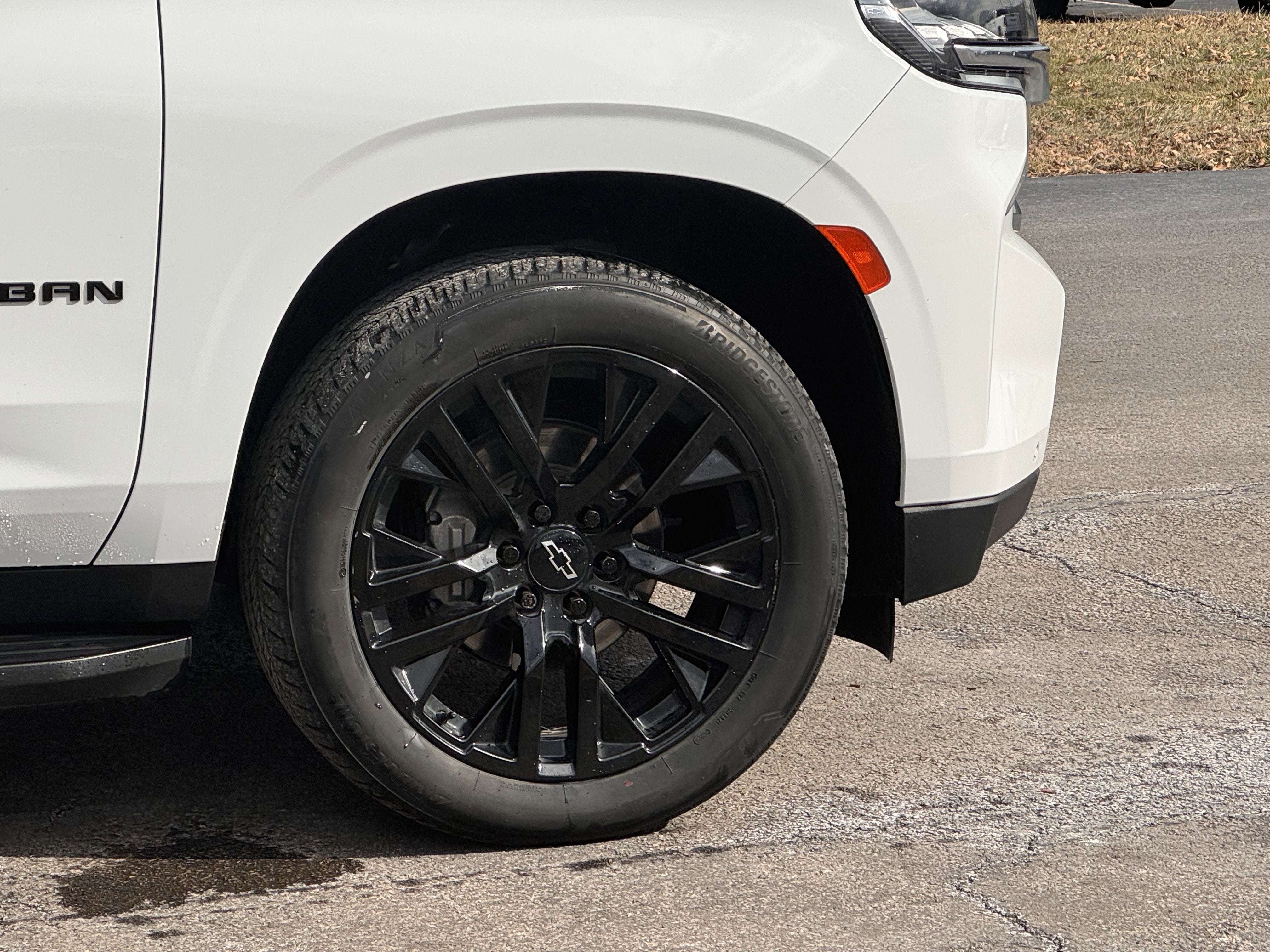 2023 Chevrolet Suburban High Country