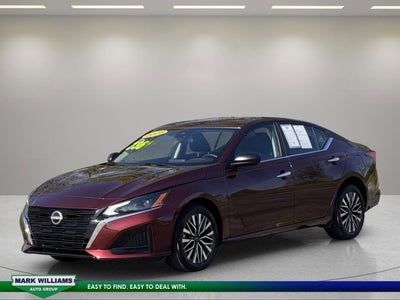 2025 Nissan Altima 2.5 SV