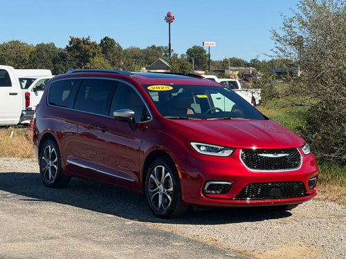 2025 Chrysler Pacifica Pinnacle