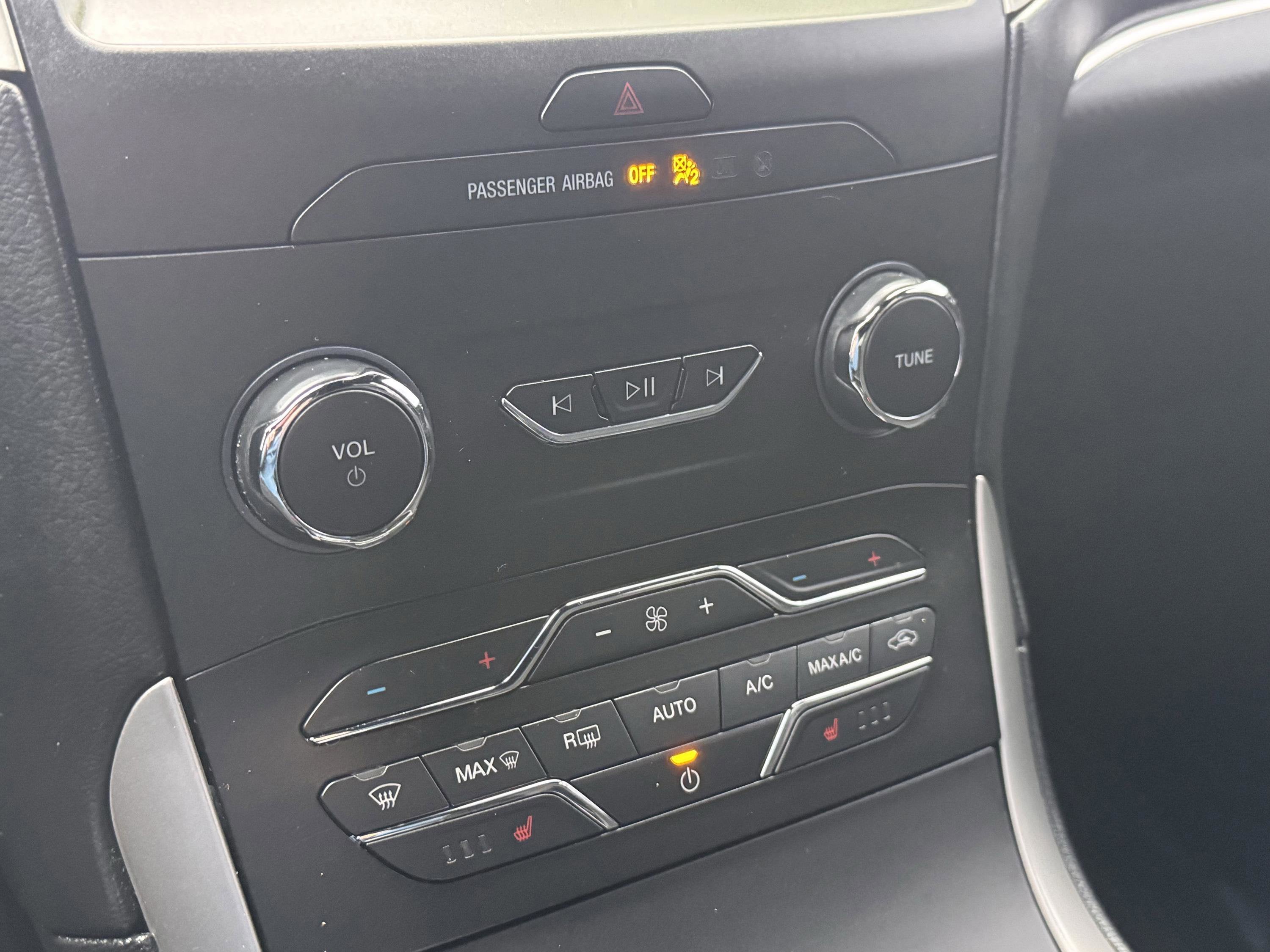 2020 Ford Edge ST Line