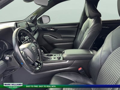 2021 Toyota Highlander XSE
