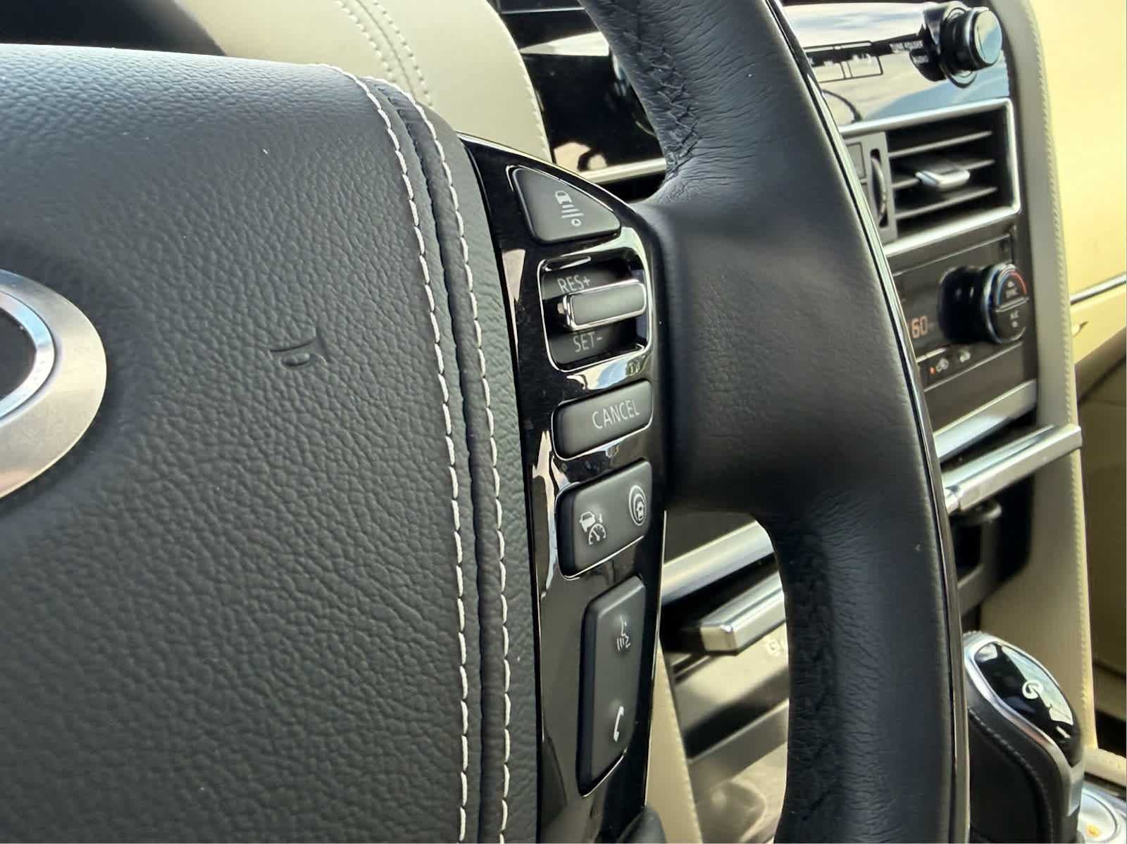 2024 INFINITI QX80 SENSORY