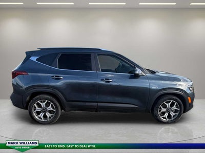 2022 Kia Seltos EX