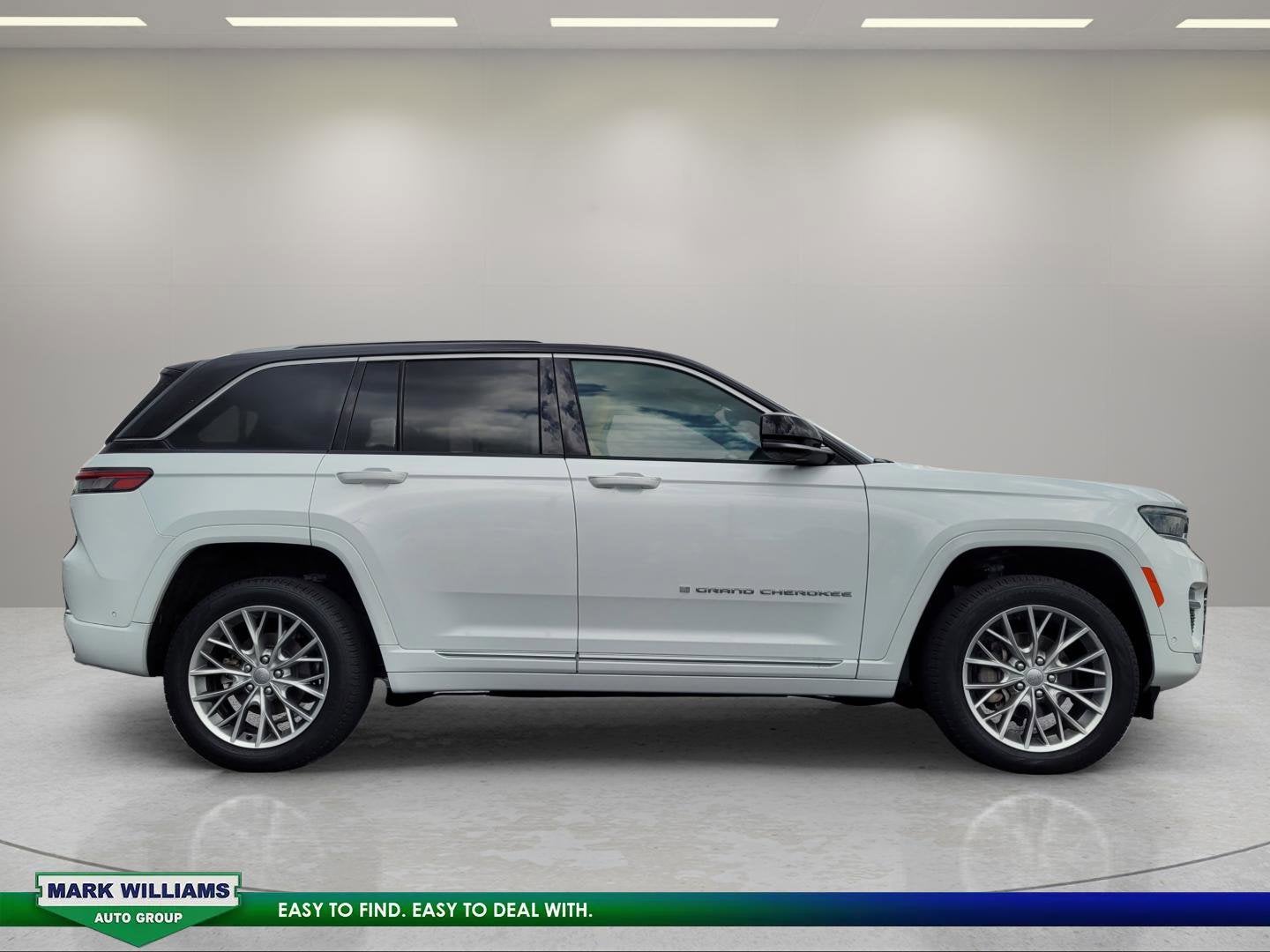 2023 Jeep Grand Cherokee Summit