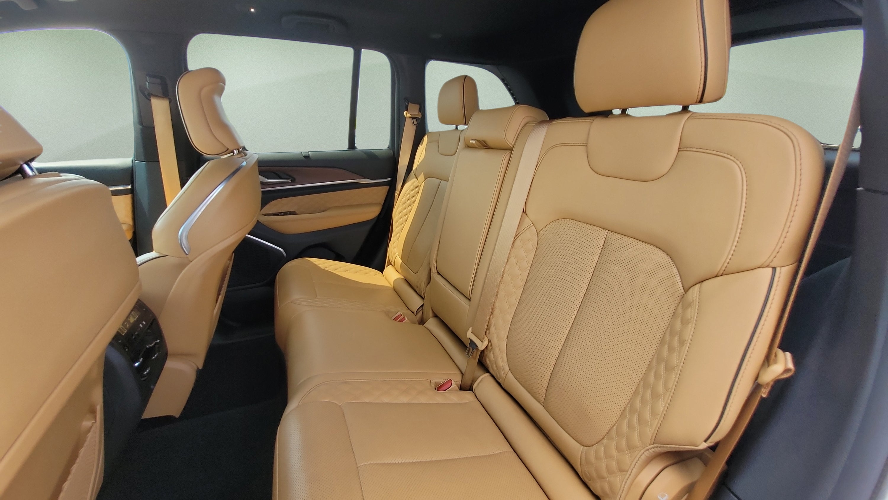 2023 Jeep Grand Cherokee Summit