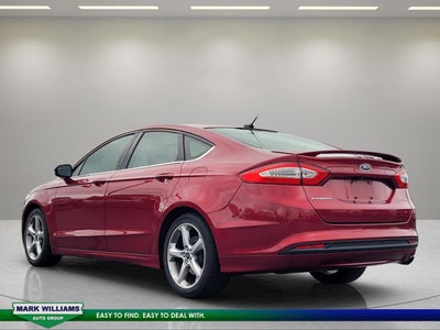 2015 Ford Fusion SE