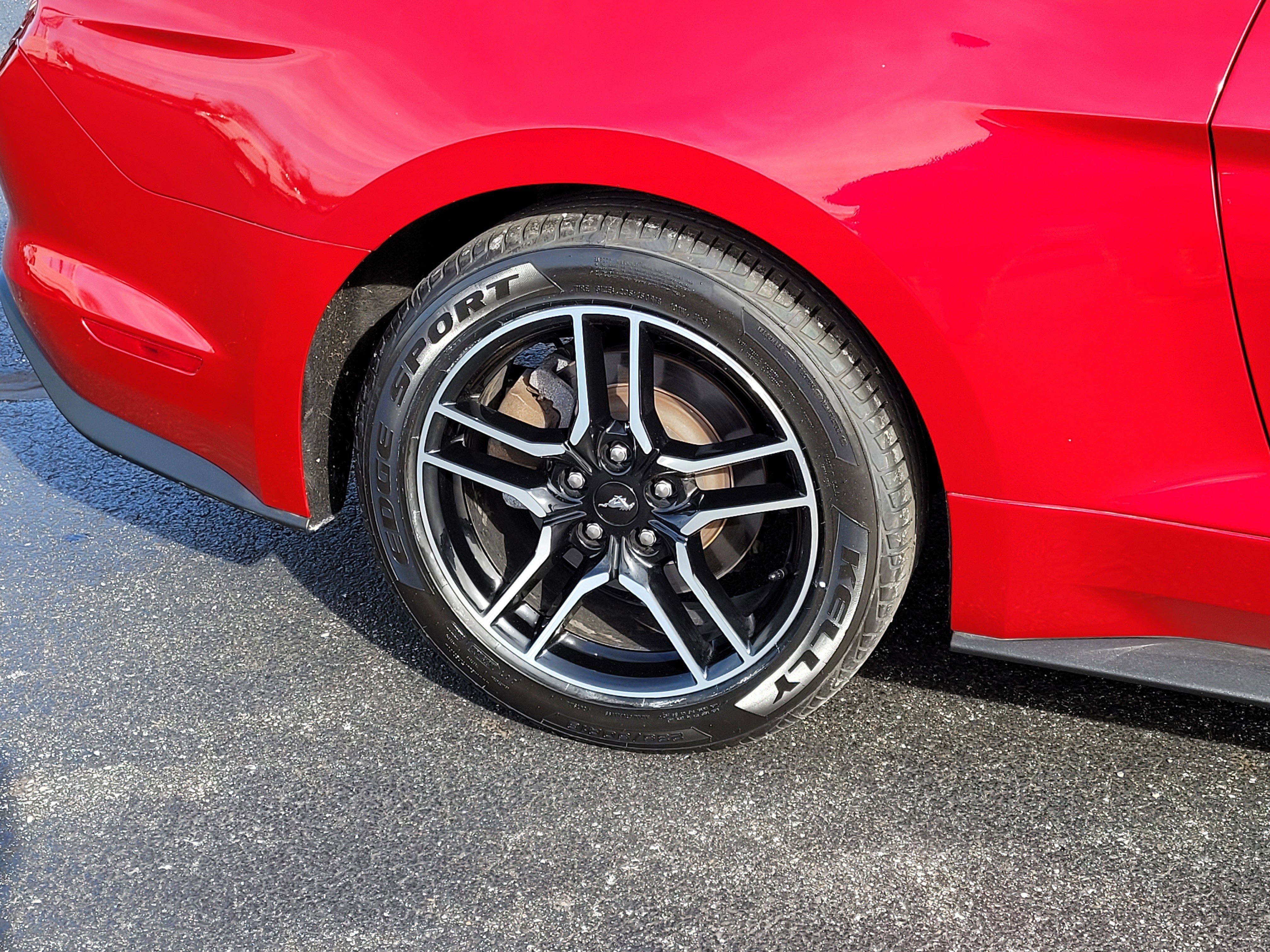 2021 Ford Mustang EcoBoost