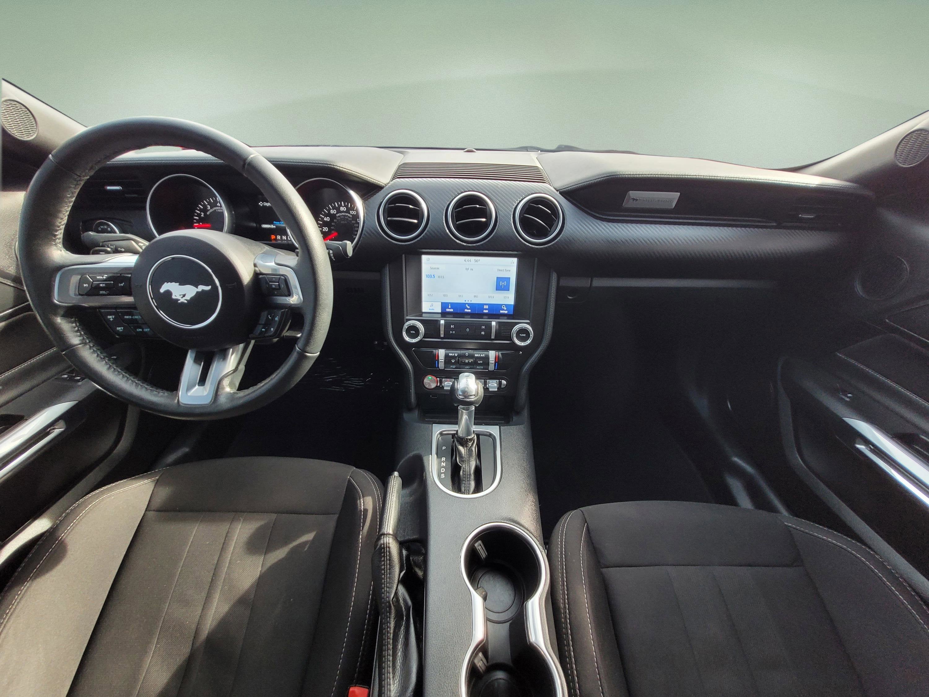 2021 Ford Mustang EcoBoost