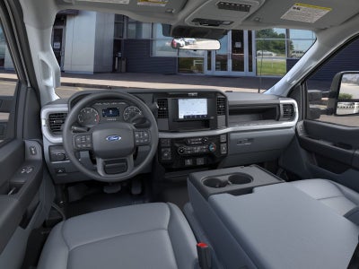 2025 Ford F-600SD XL