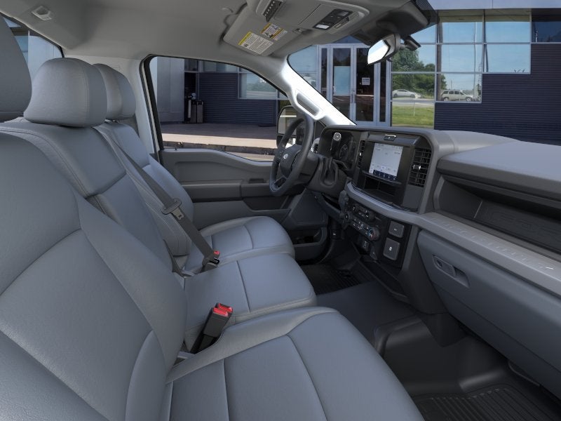 2025 Ford F-600SD XL