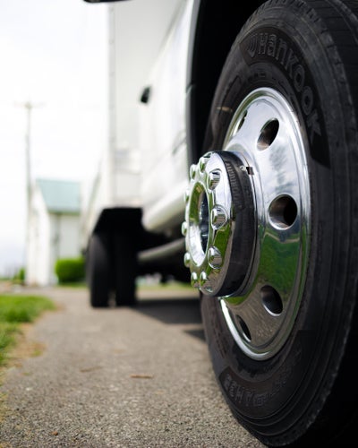 2022 Ford F-600SD XLT