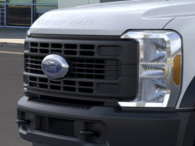 2025 Ford F-600SD XL