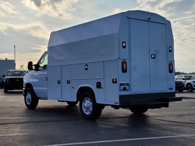 2026 Ford E-350SD Base Cutaway