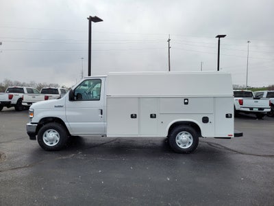 2026 Ford E-350SD Base Cutaway