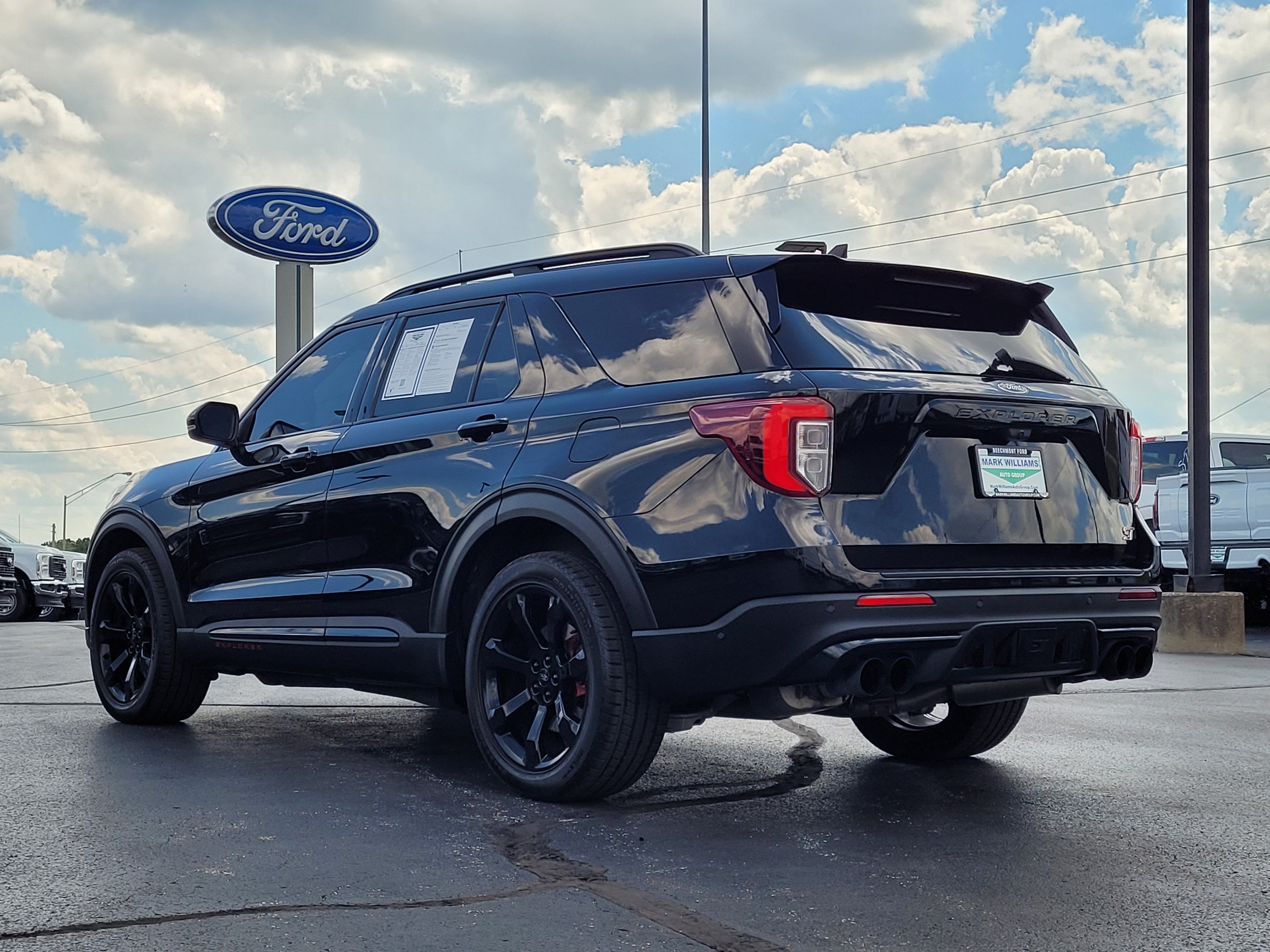 2023 Ford Explorer ST