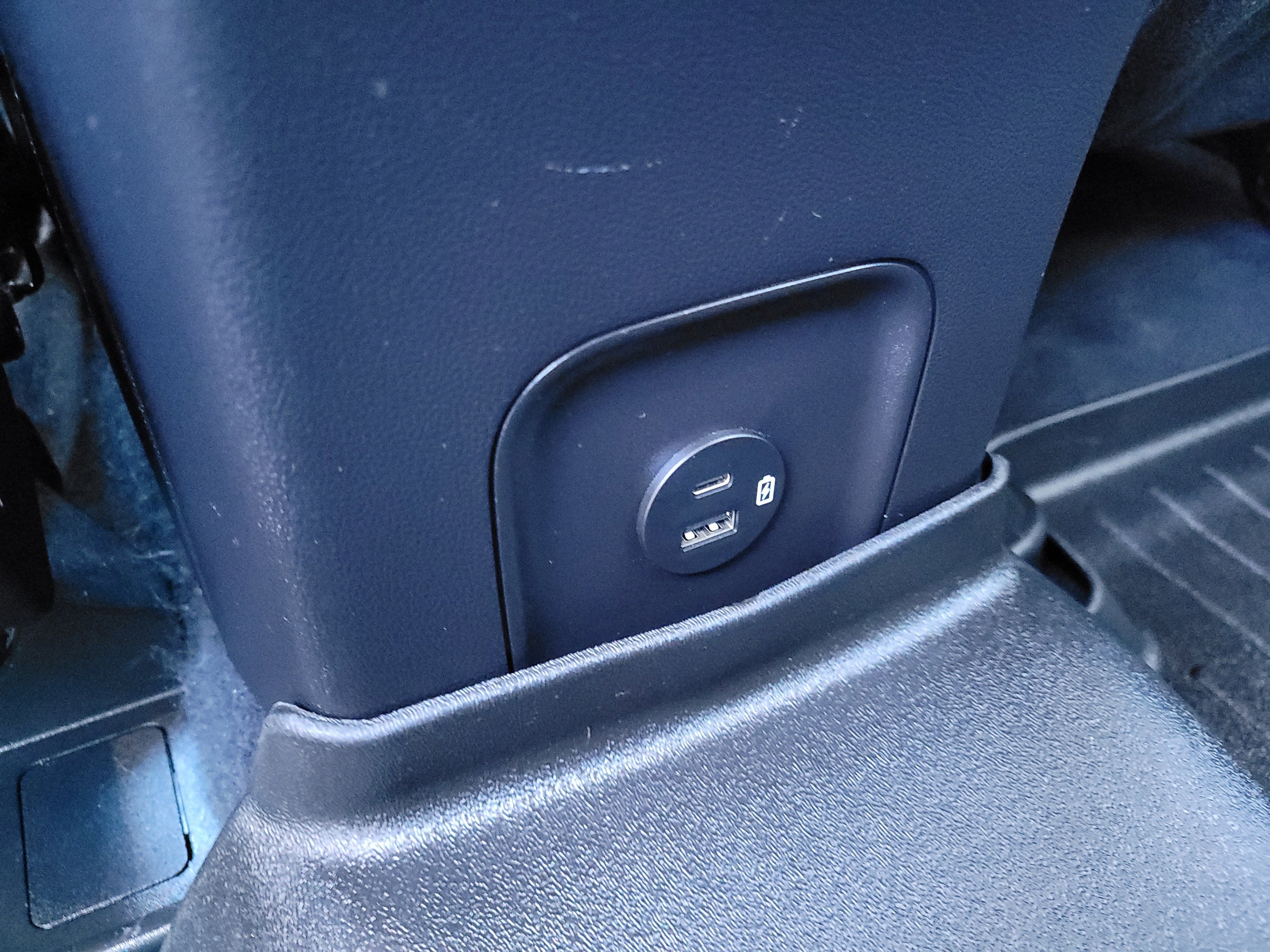 2022 Ford Escape Hybrid SE