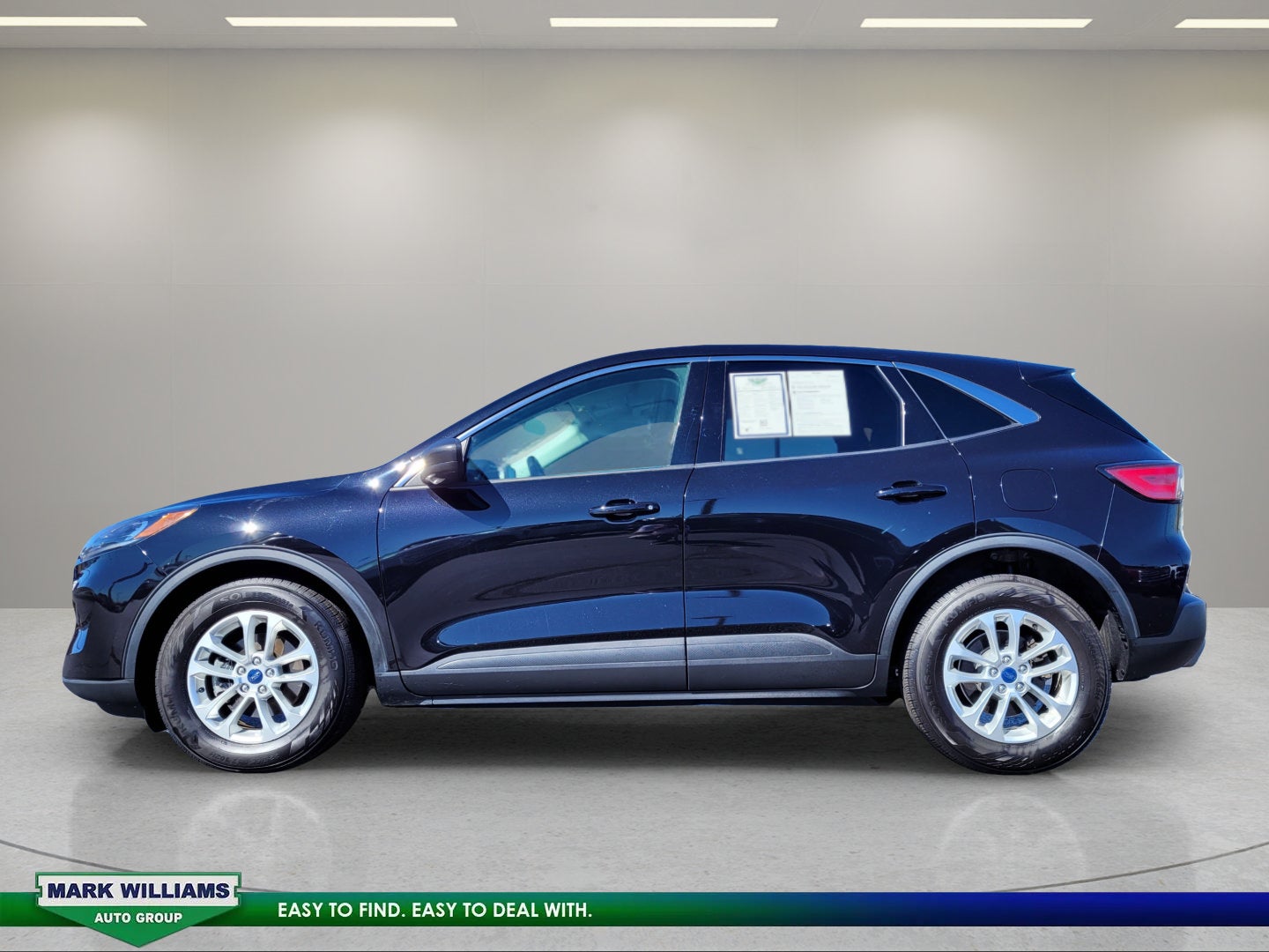 2022 Ford Escape Hybrid SE