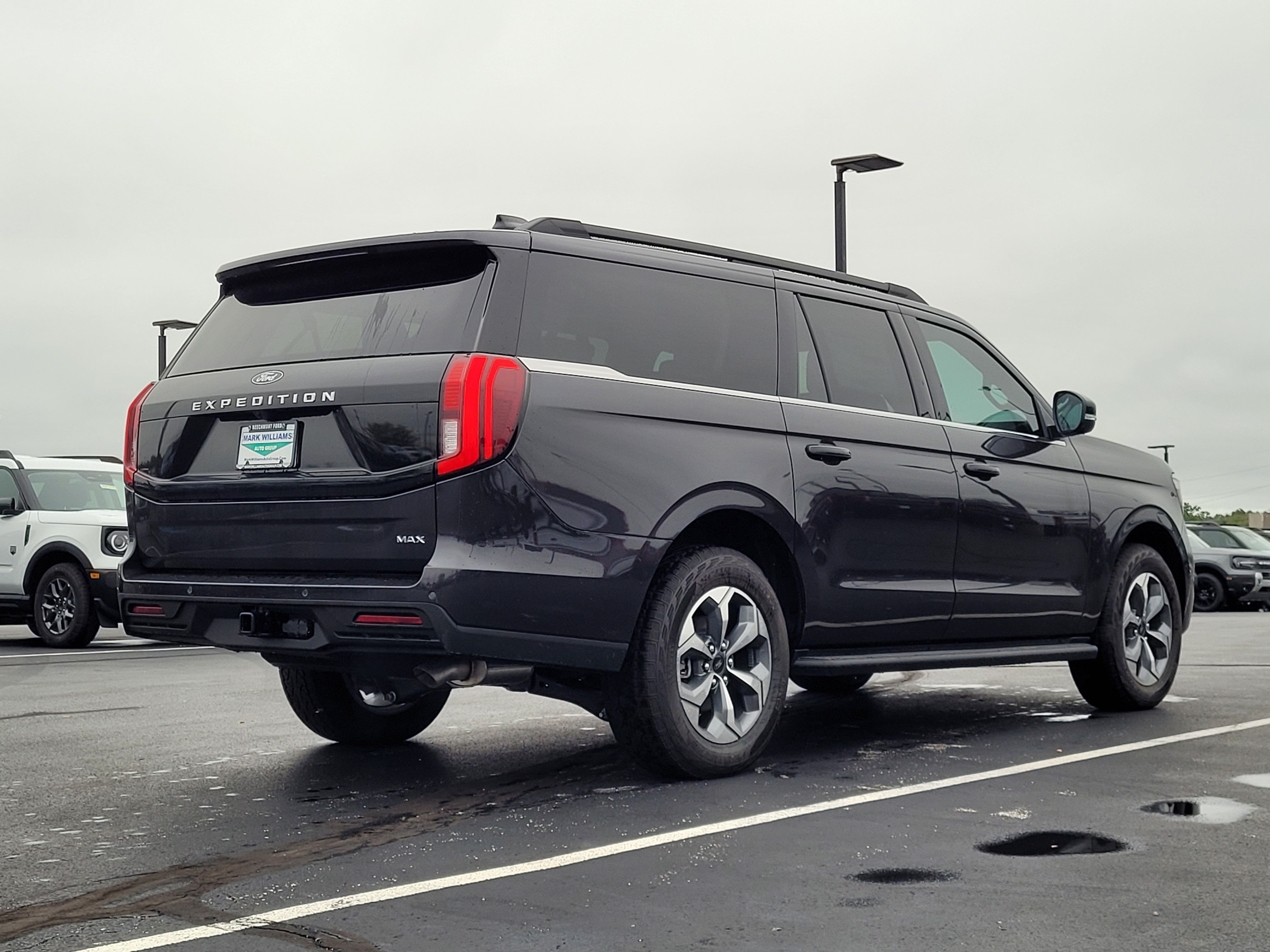 2027 Ford Expedition Max Active