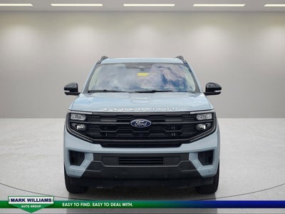 2025 Ford Expedition Active