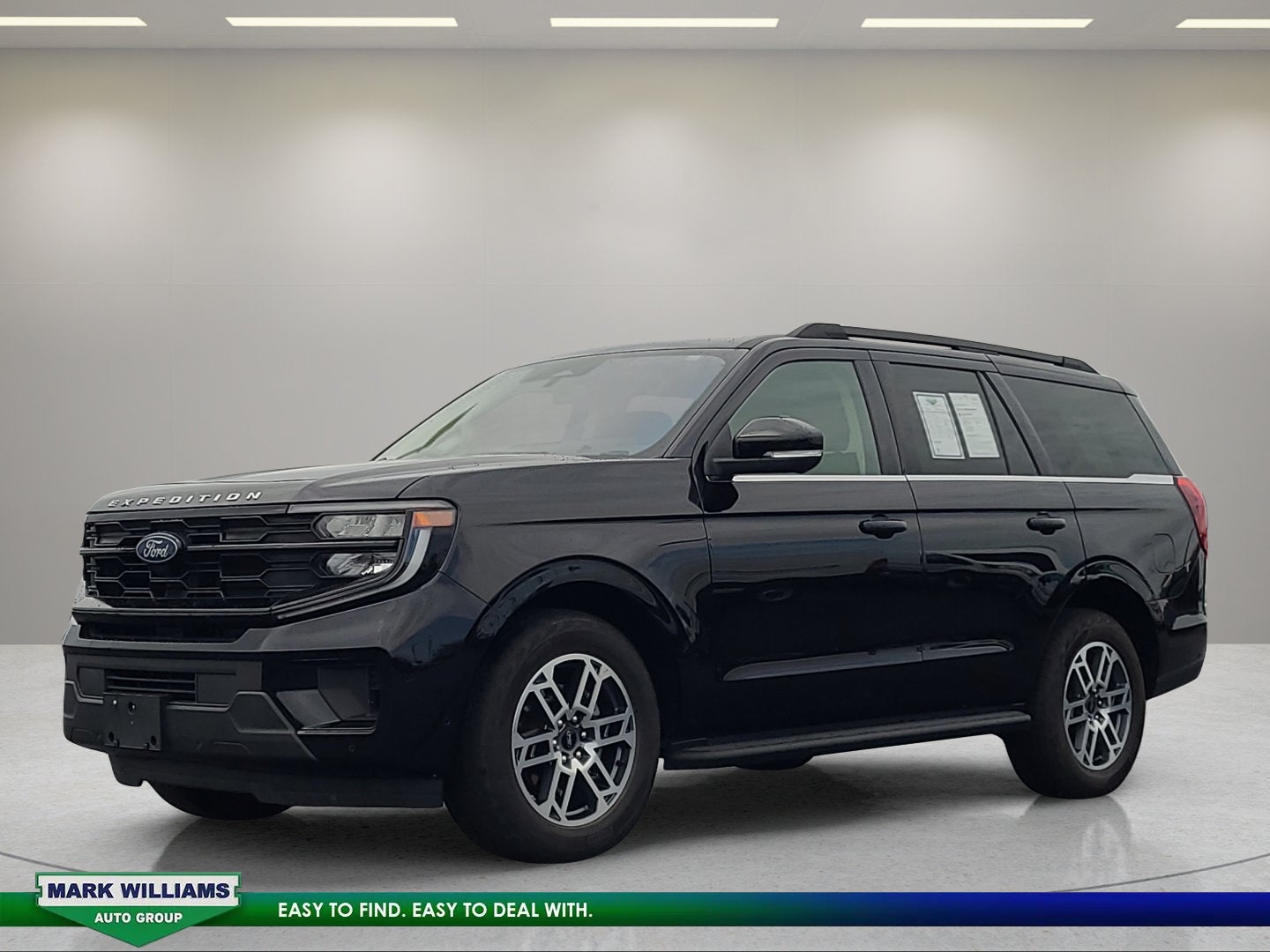 2025 Ford Expedition Active