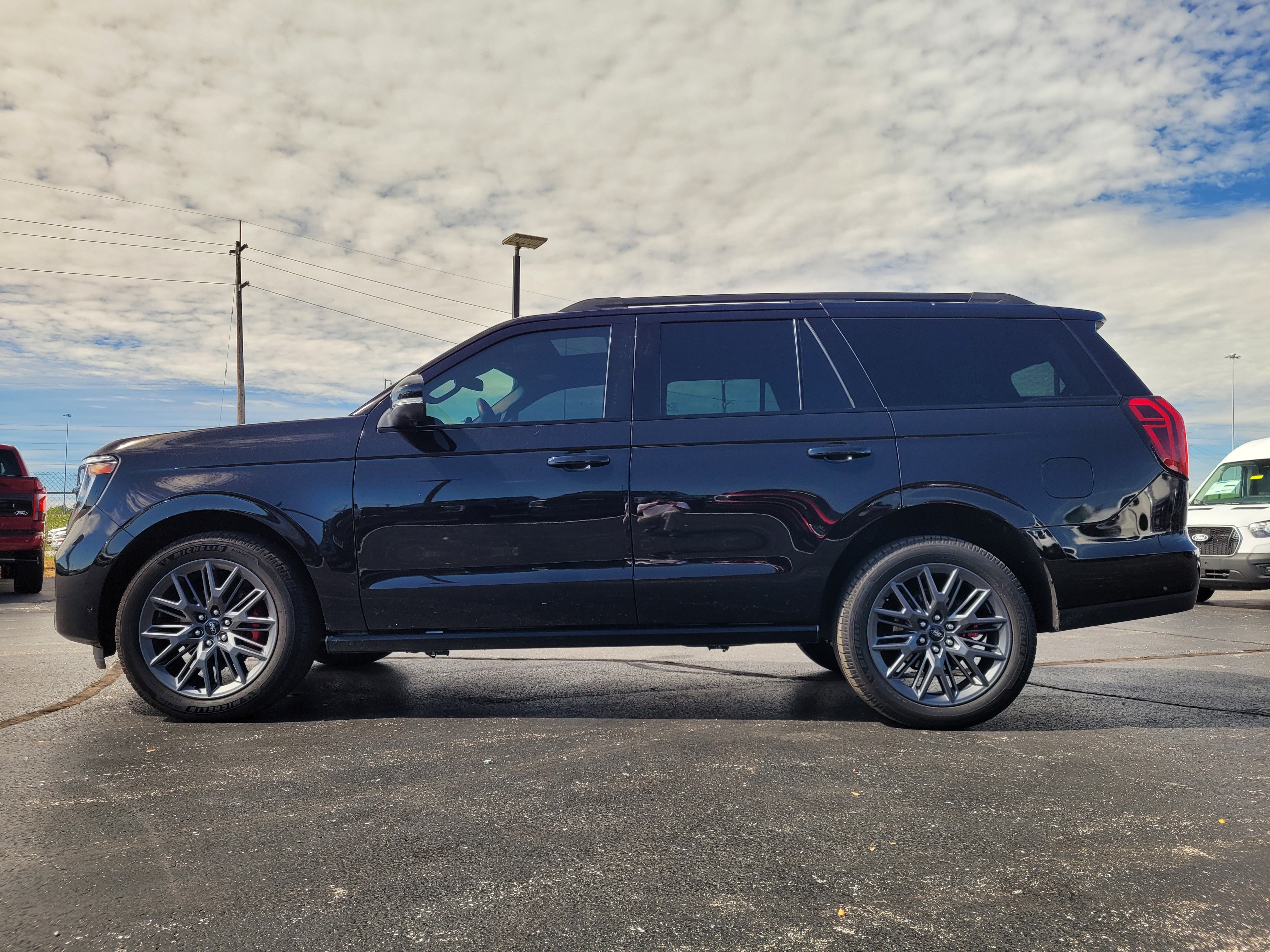 2025 Ford Expedition Platinum