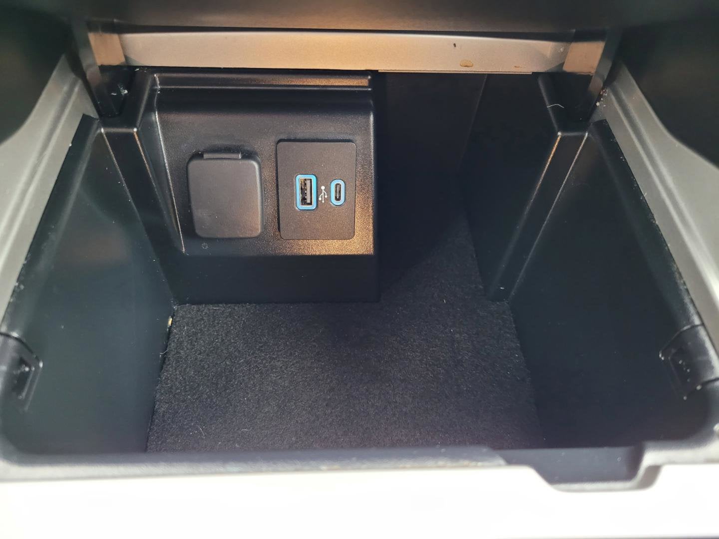 2021 Ford Explorer Base