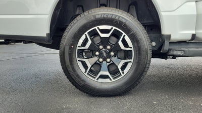 2023 Ford F-150 Lightning XLT