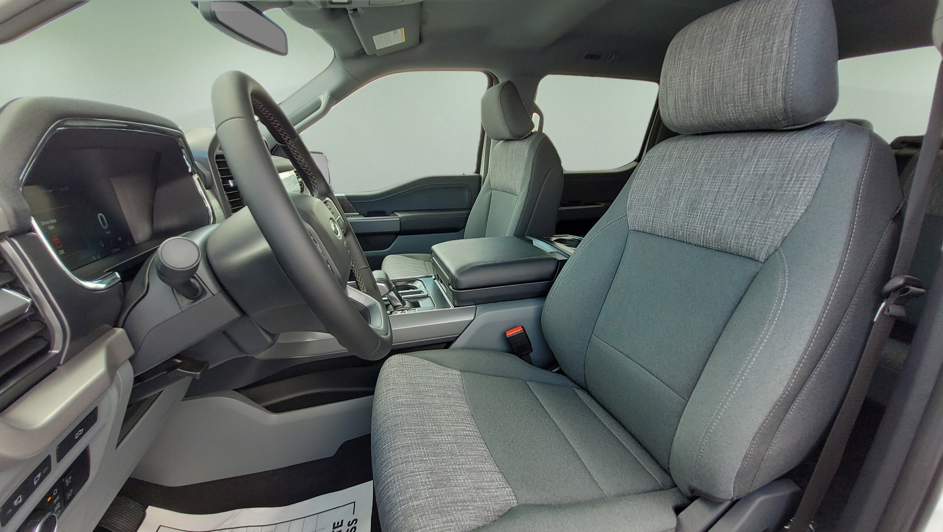 2023 Ford F-150 Lightning XLT
