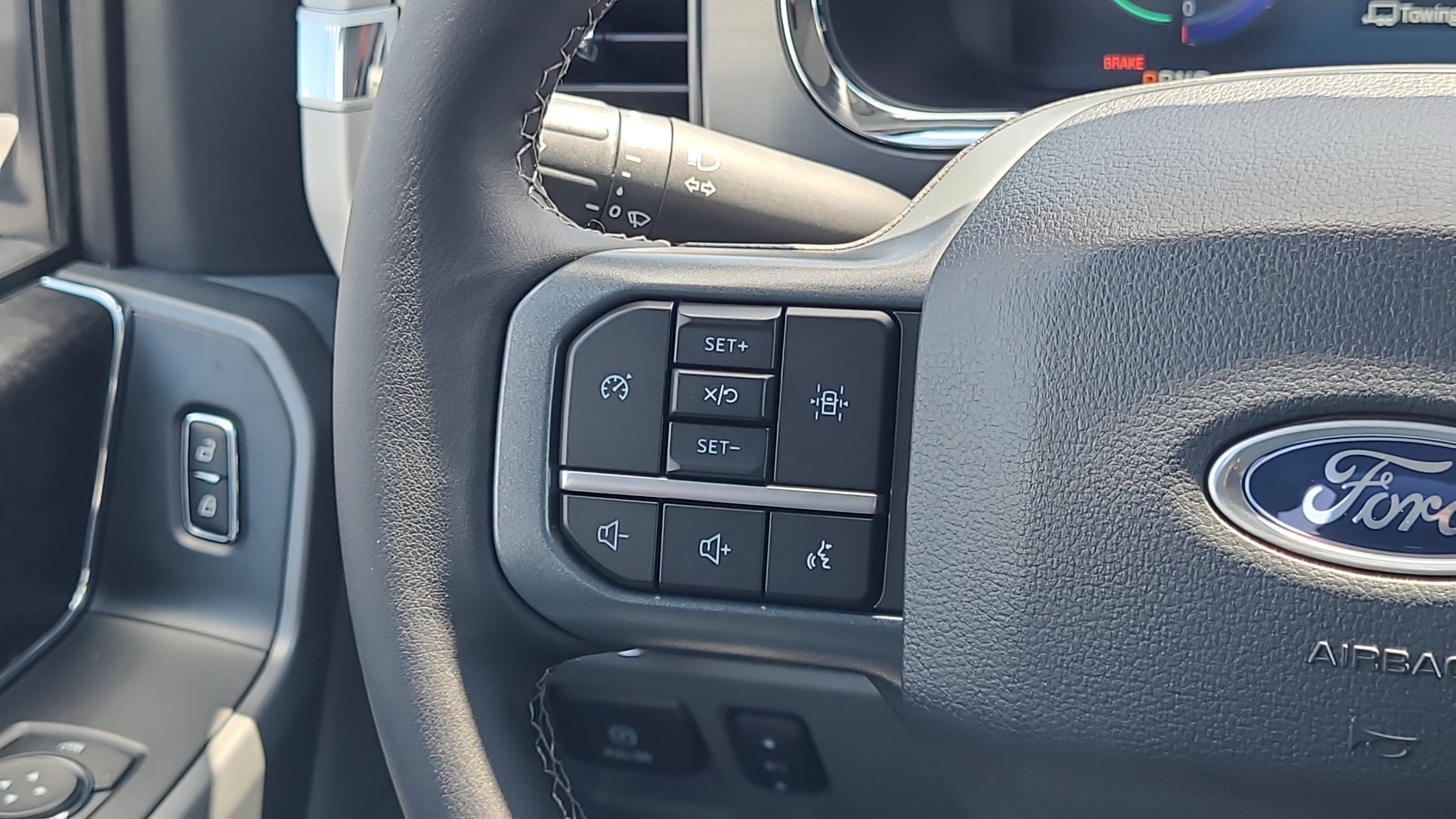 2023 Ford F-150 Lightning XLT