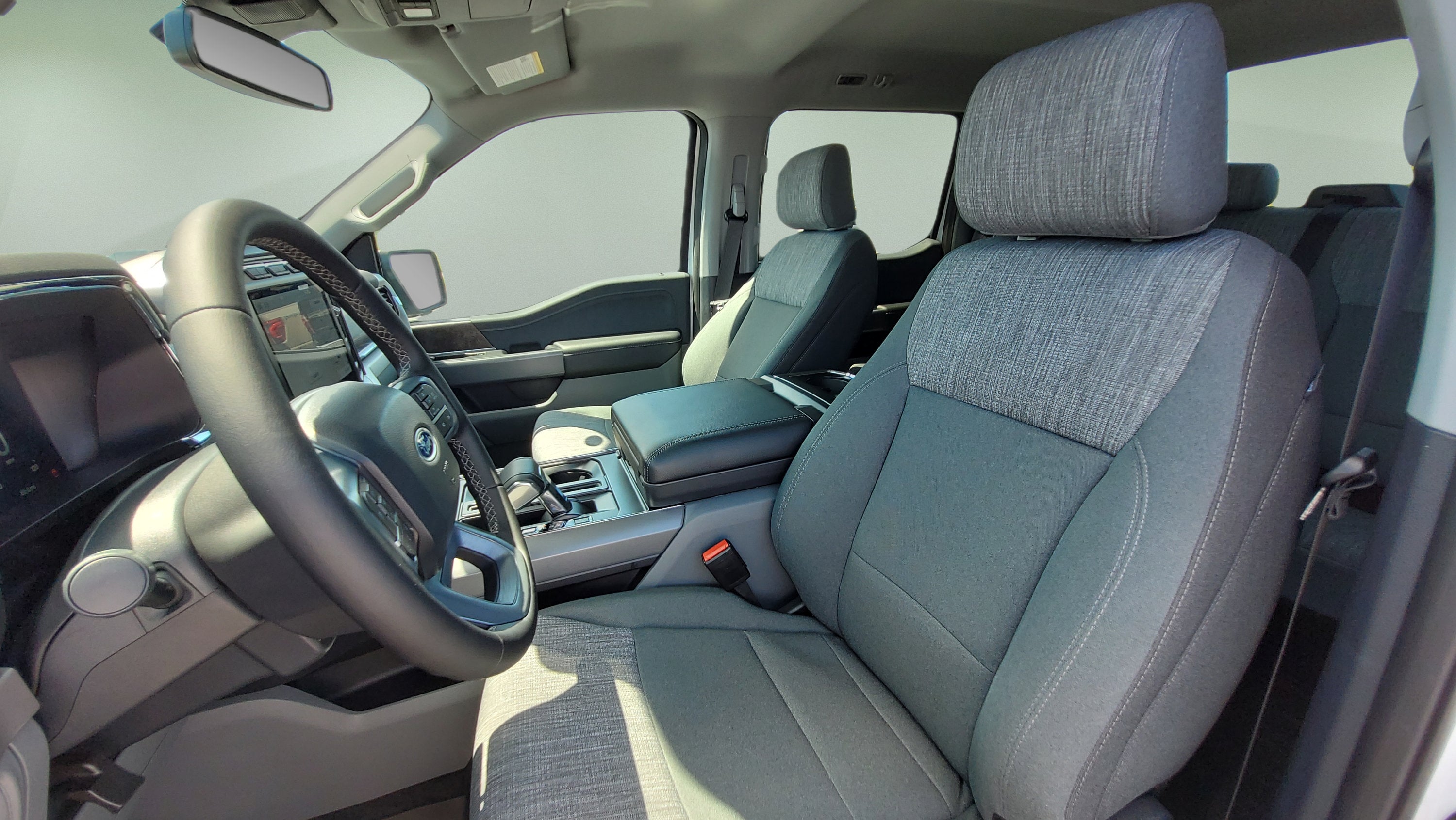 2023 Ford F-150 Lightning XLT