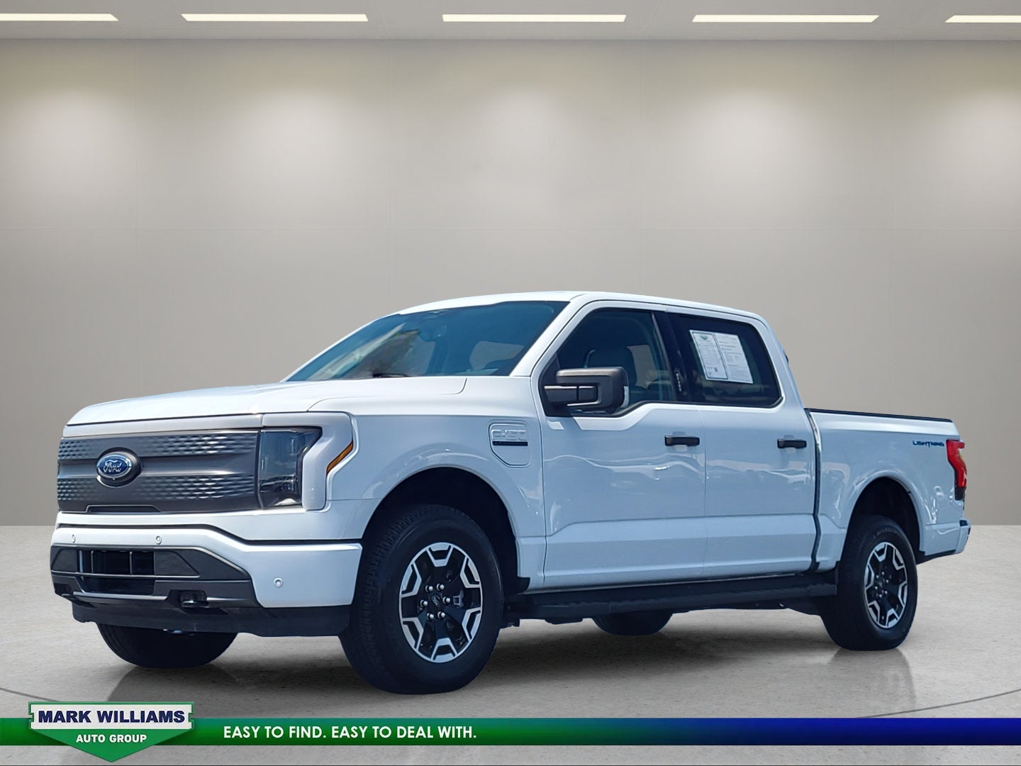 2023 Ford F-150 Lightning XLT