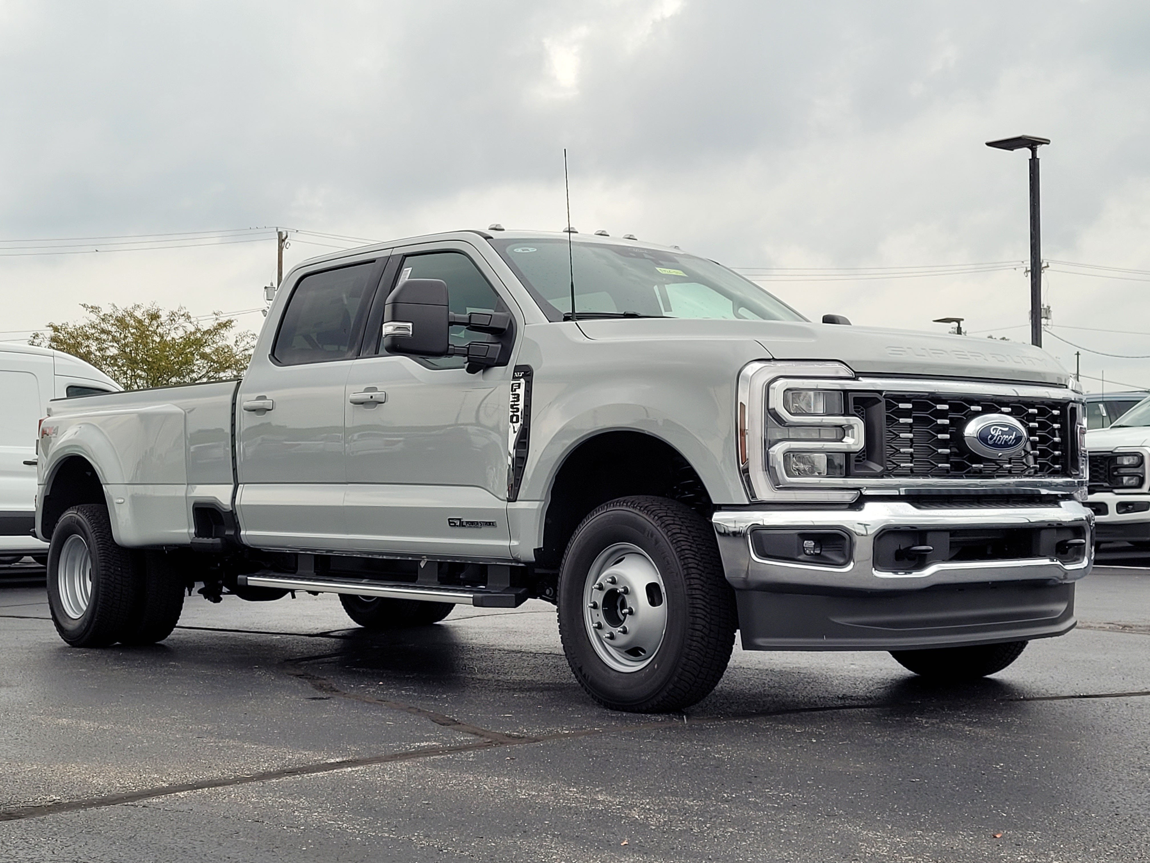 2026 Ford F-350SD XLT DRW