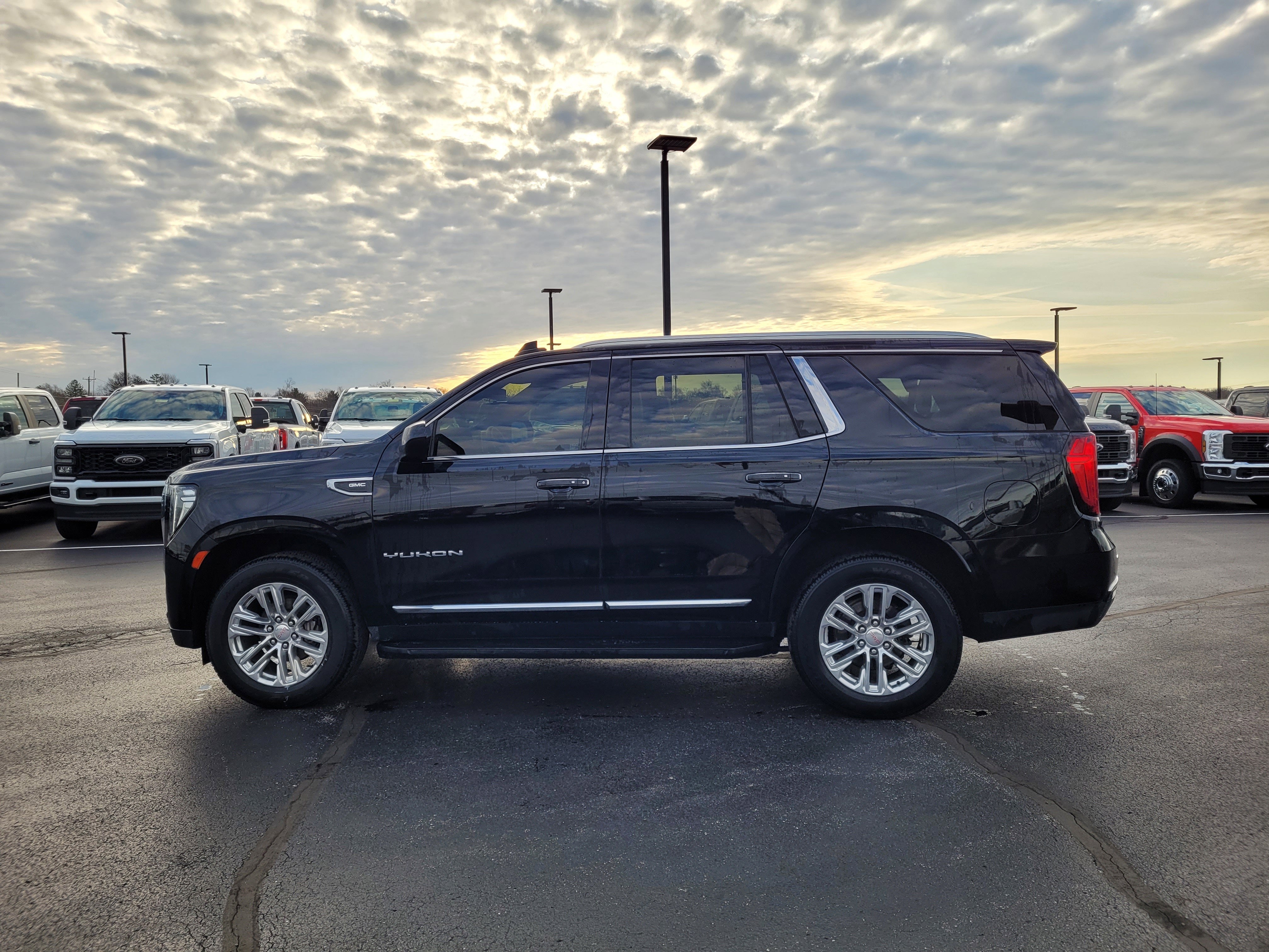 2021 GMC Yukon SLT