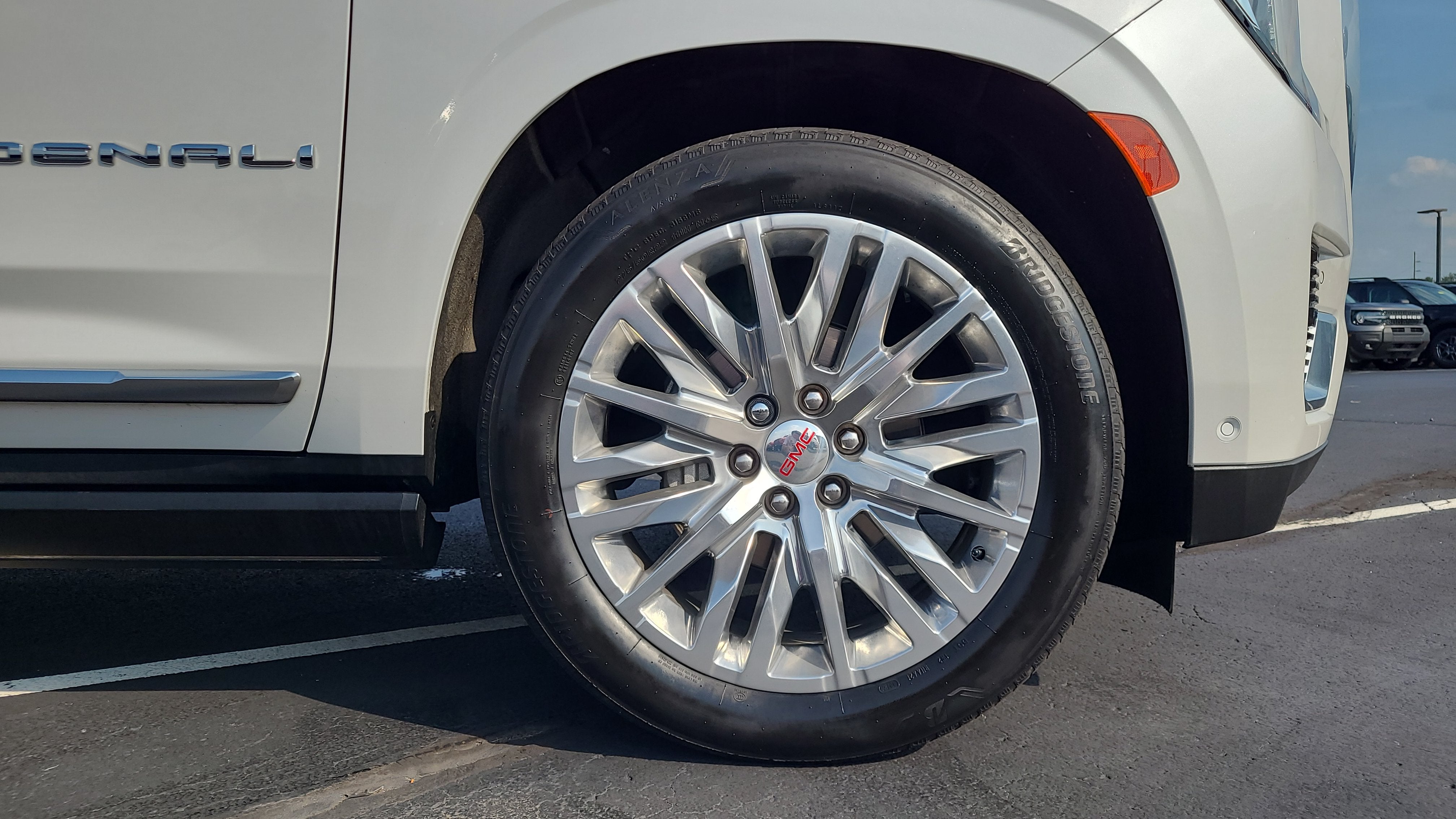 2024 GMC Yukon XL Denali