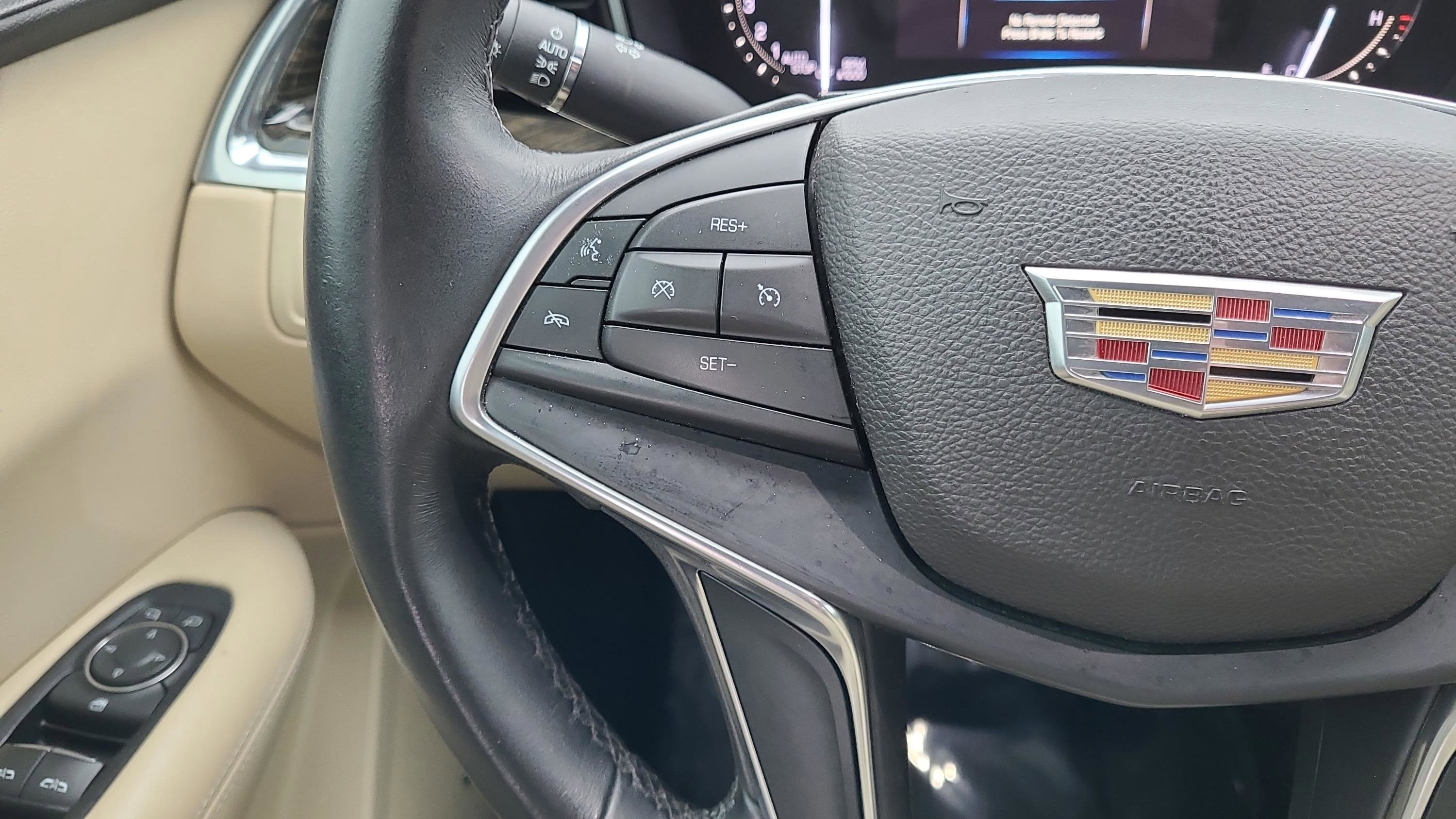 2017 Cadillac XT5 Base