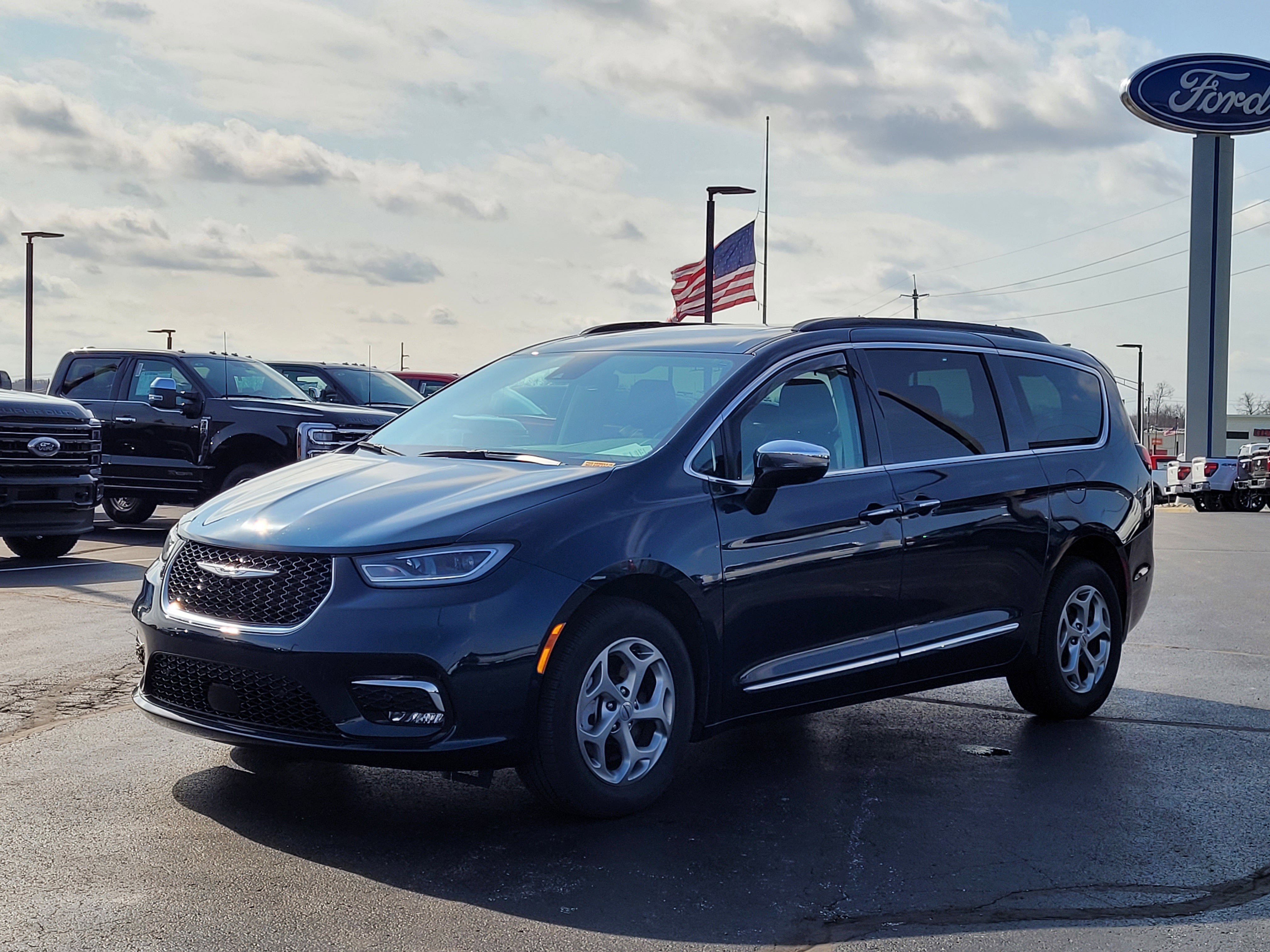 2023 Chrysler Pacifica Limited