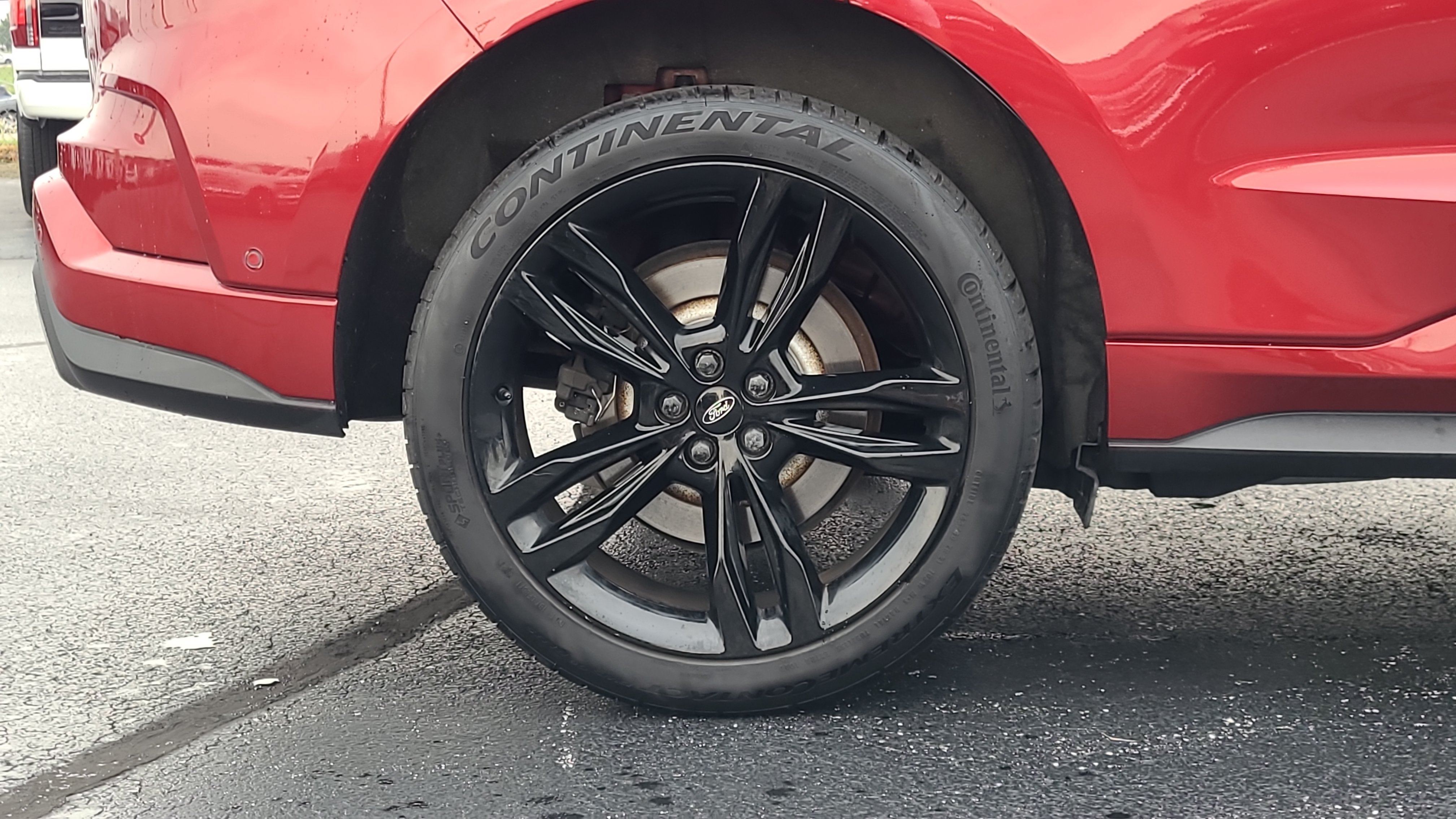 2019 Ford Edge ST