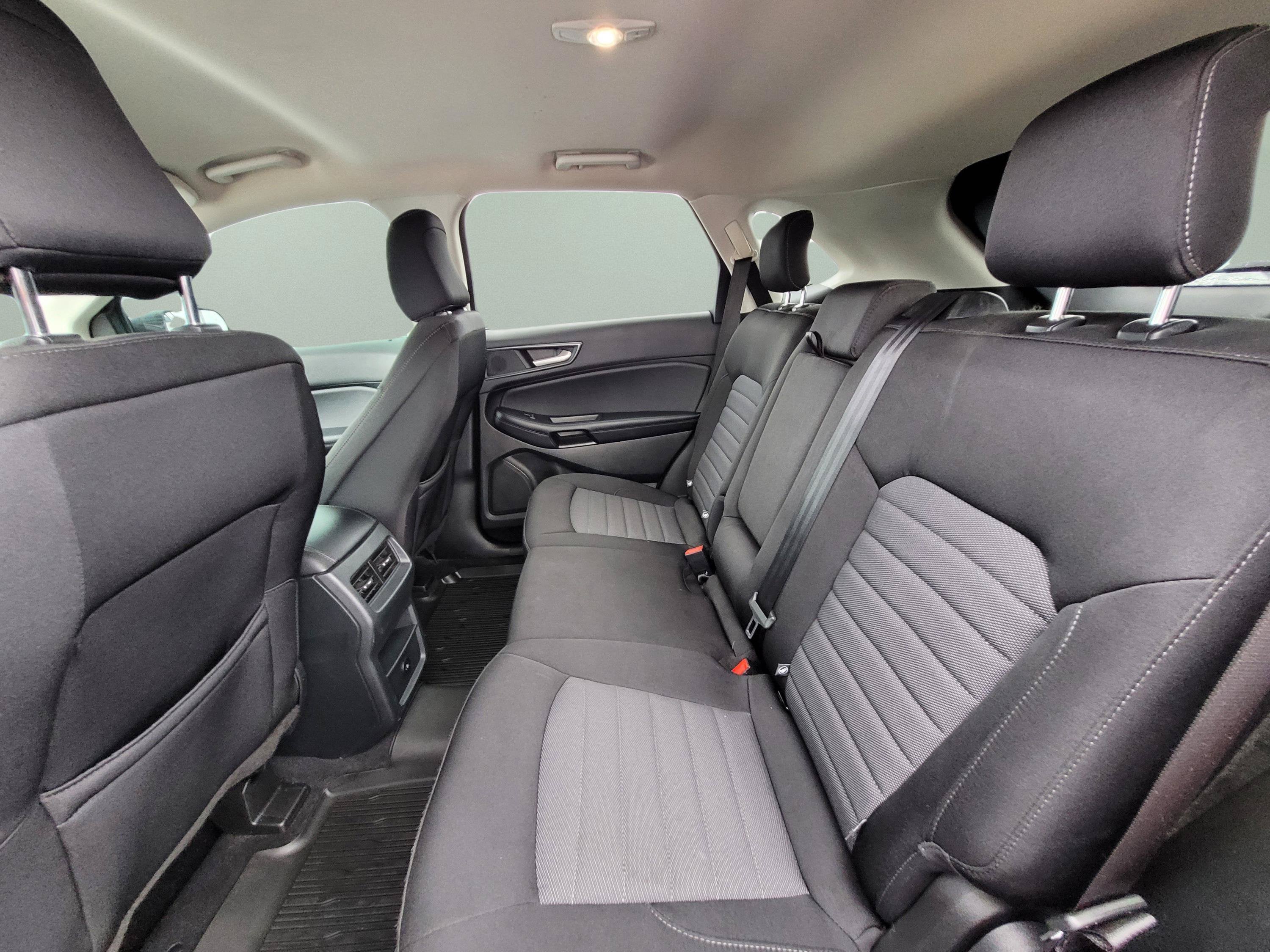2023 Ford Edge SE