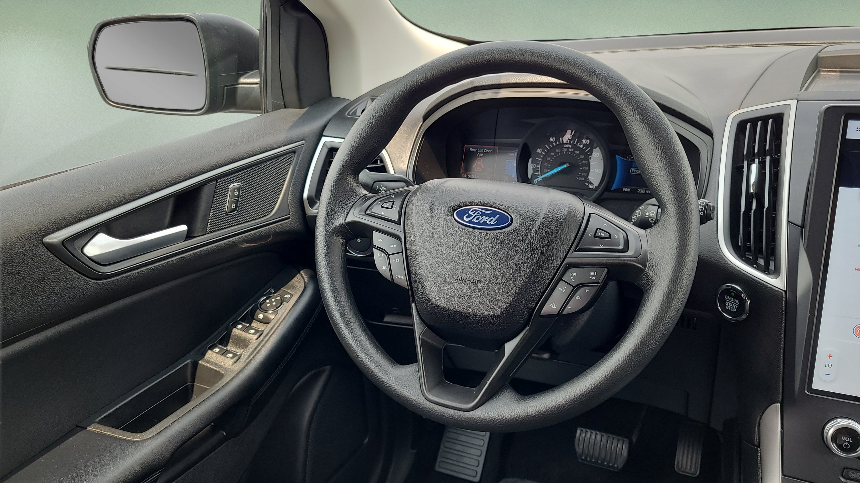2022 Ford Edge SE