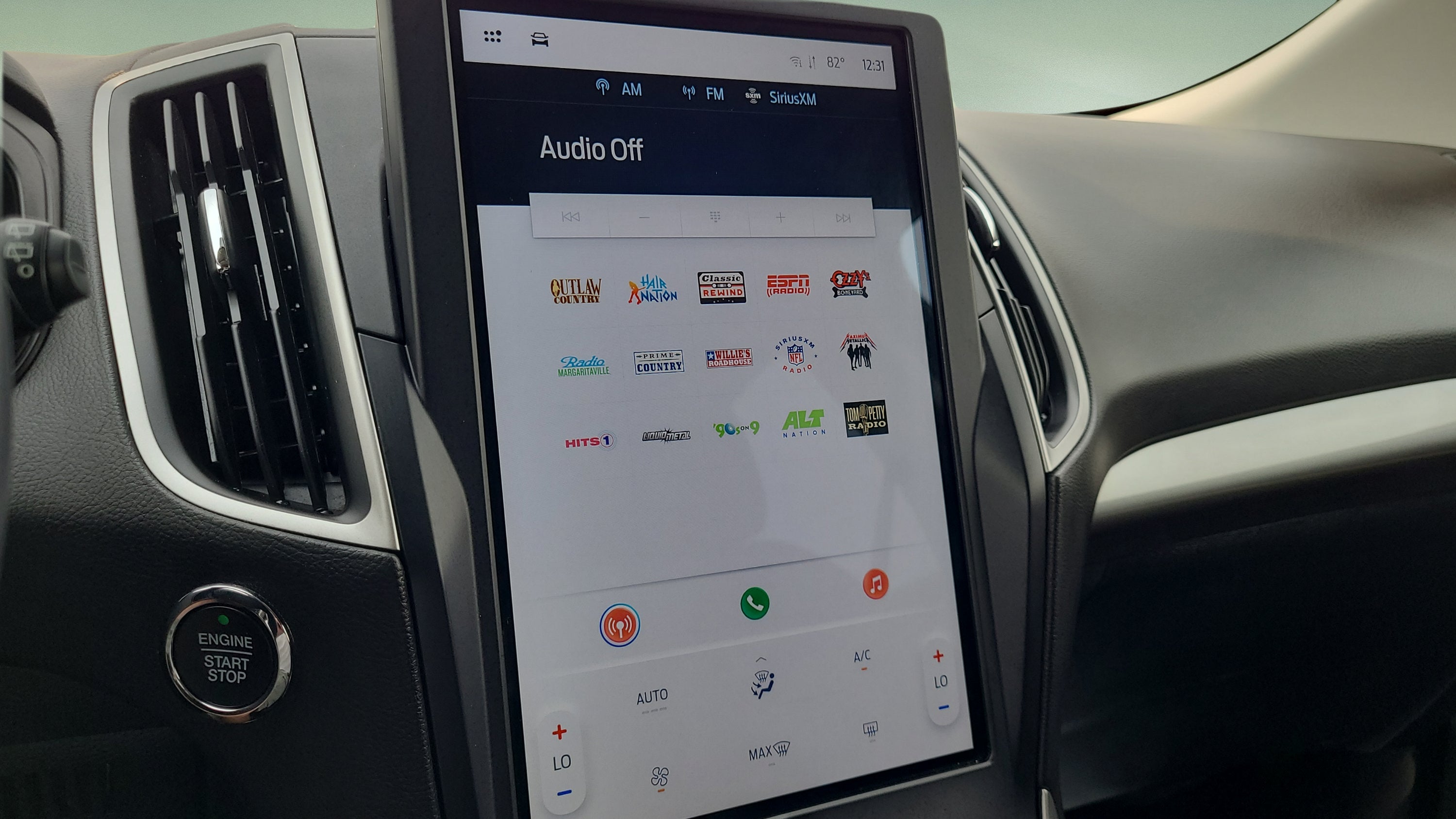 2022 Ford Edge SE