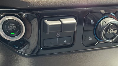 2024 Chevrolet Silverado 1500 LT LT1