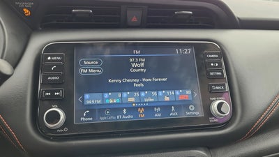 2022 Nissan Kicks SR