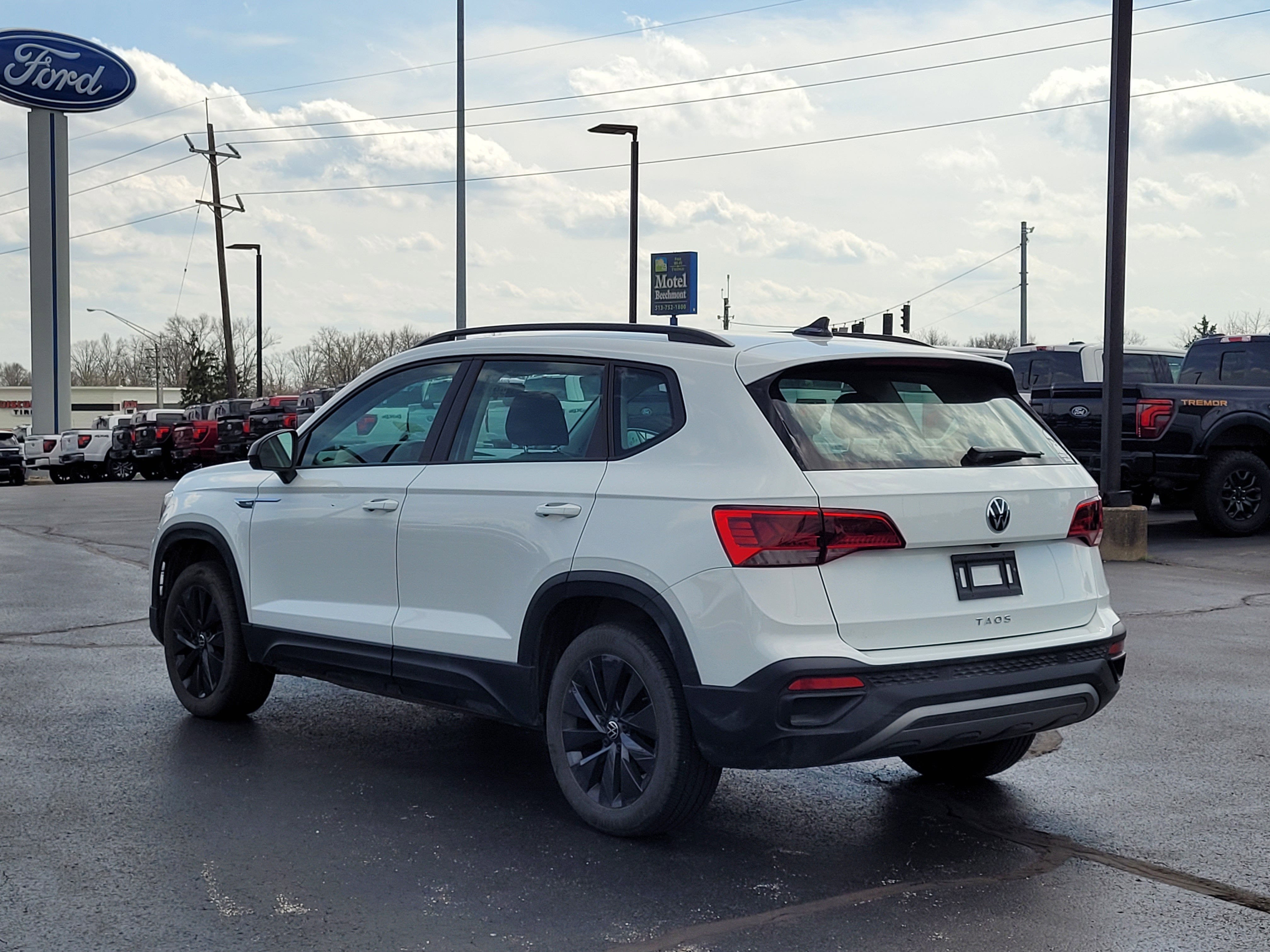 2023 Volkswagen Taos 1.5T S