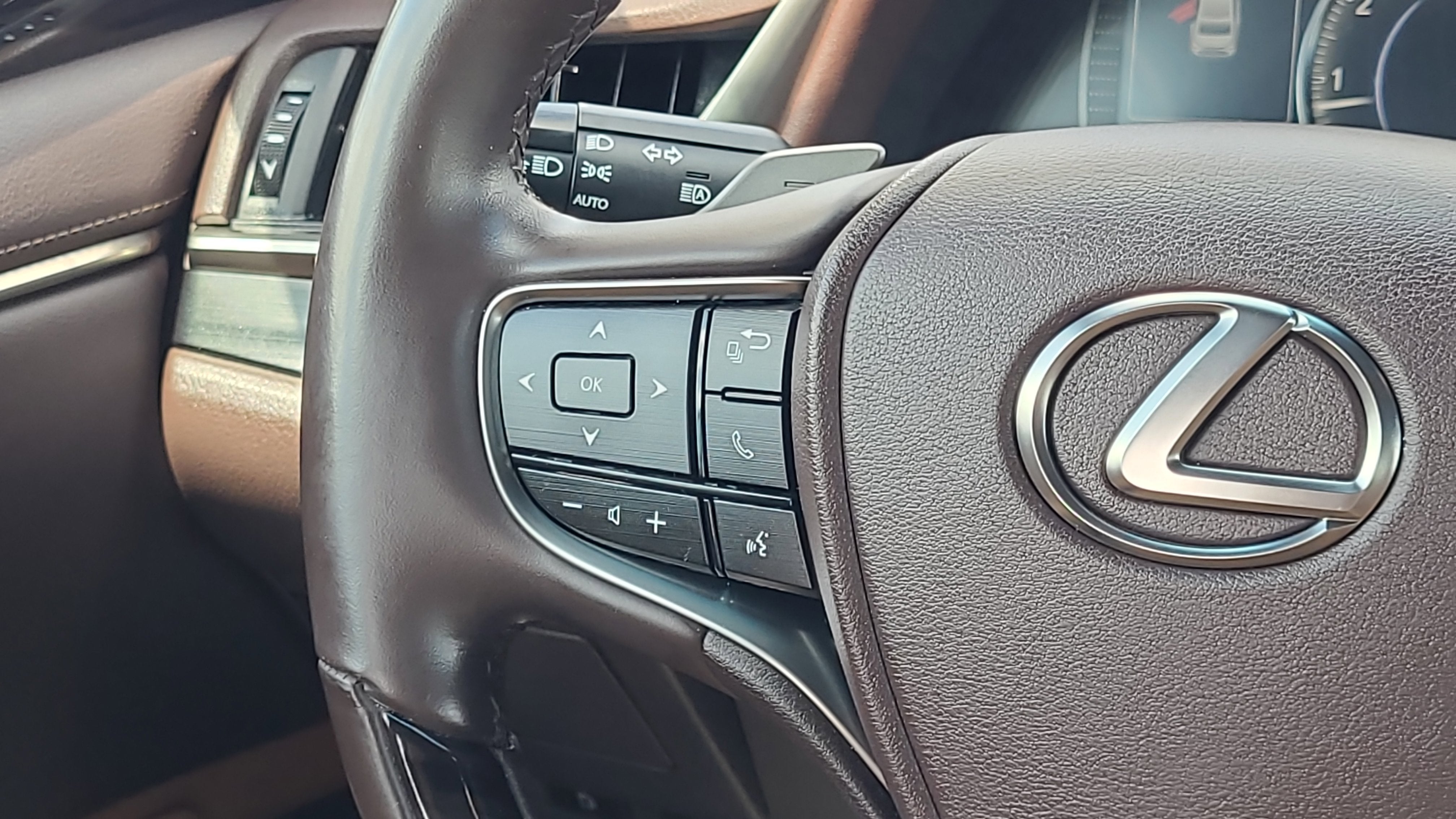 2020 Lexus ES 350