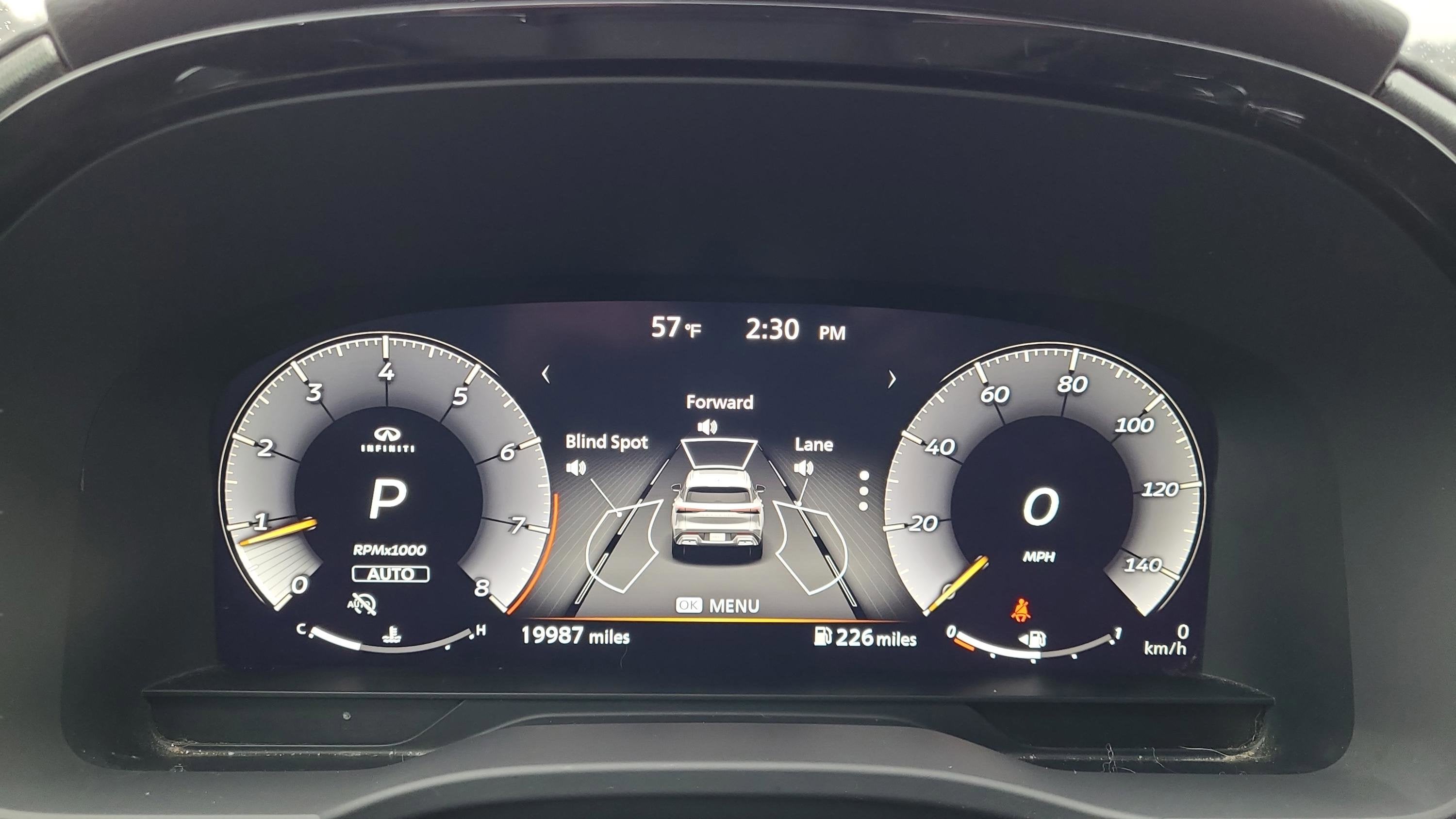 2023 INFINITI QX60 LUXE