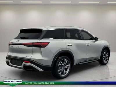 2023 INFINITI QX60 LUXE