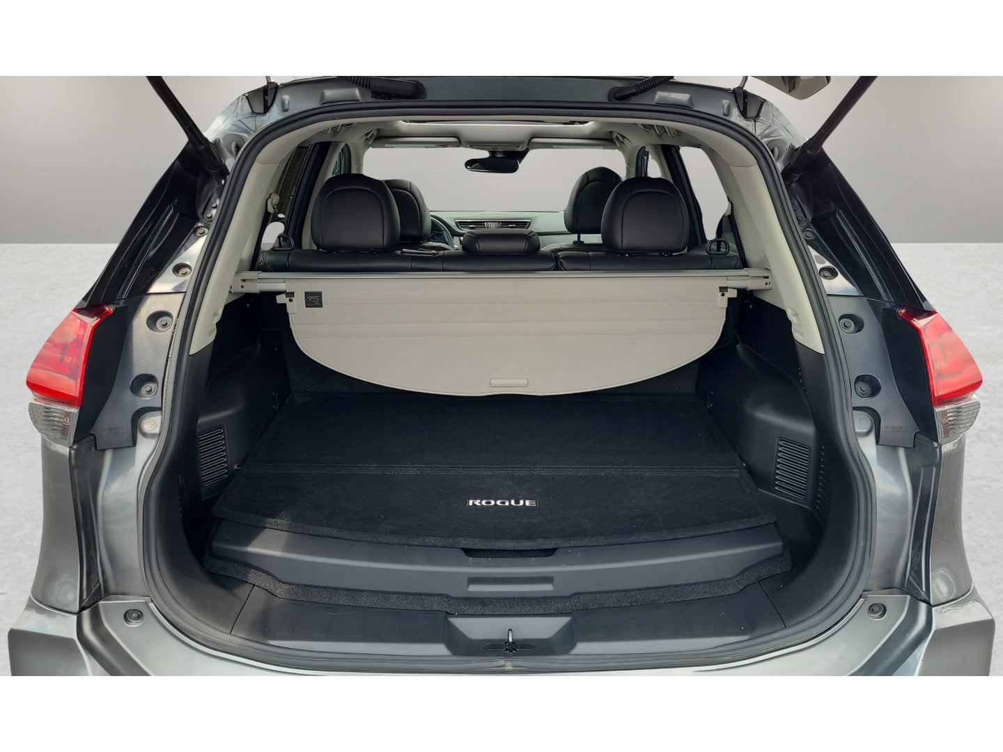 2018 Nissan Rogue Hybrid SL