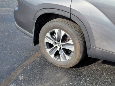 2024 Toyota Highlander XLE