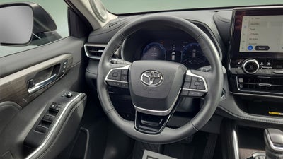2023 Toyota Highlander Hybrid Limited